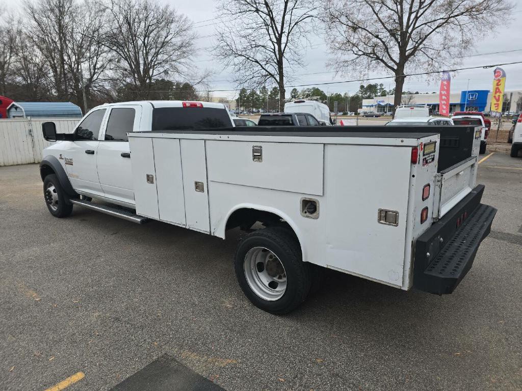2018 RAM 5500 Image 3