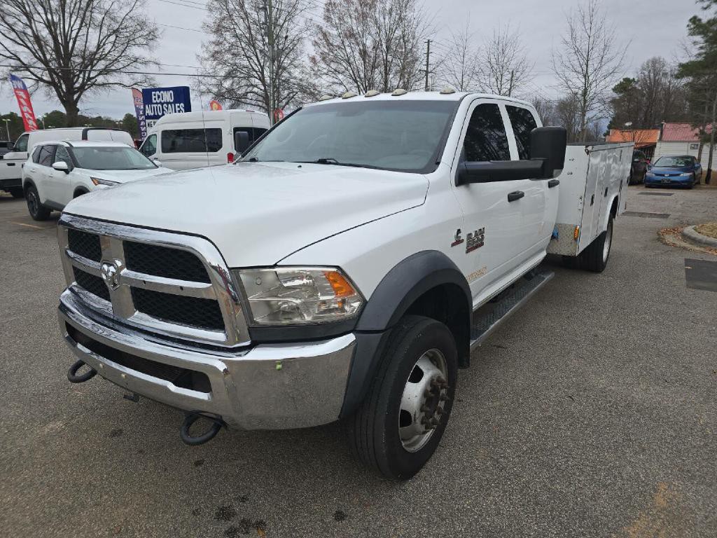 2018 RAM 5500 Image 9