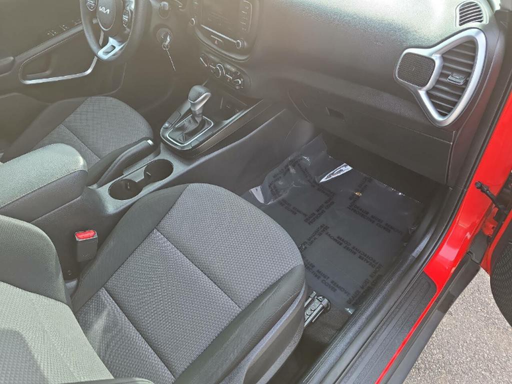 2024 Kia Soul Image 16