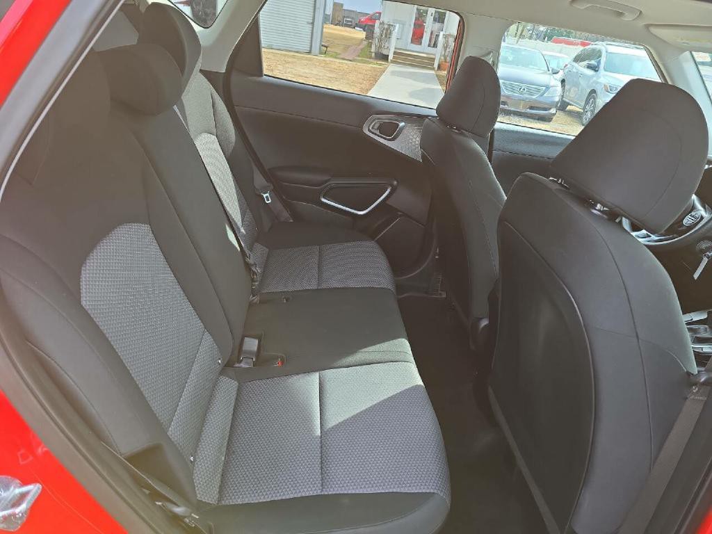 2024 Kia Soul Image 18