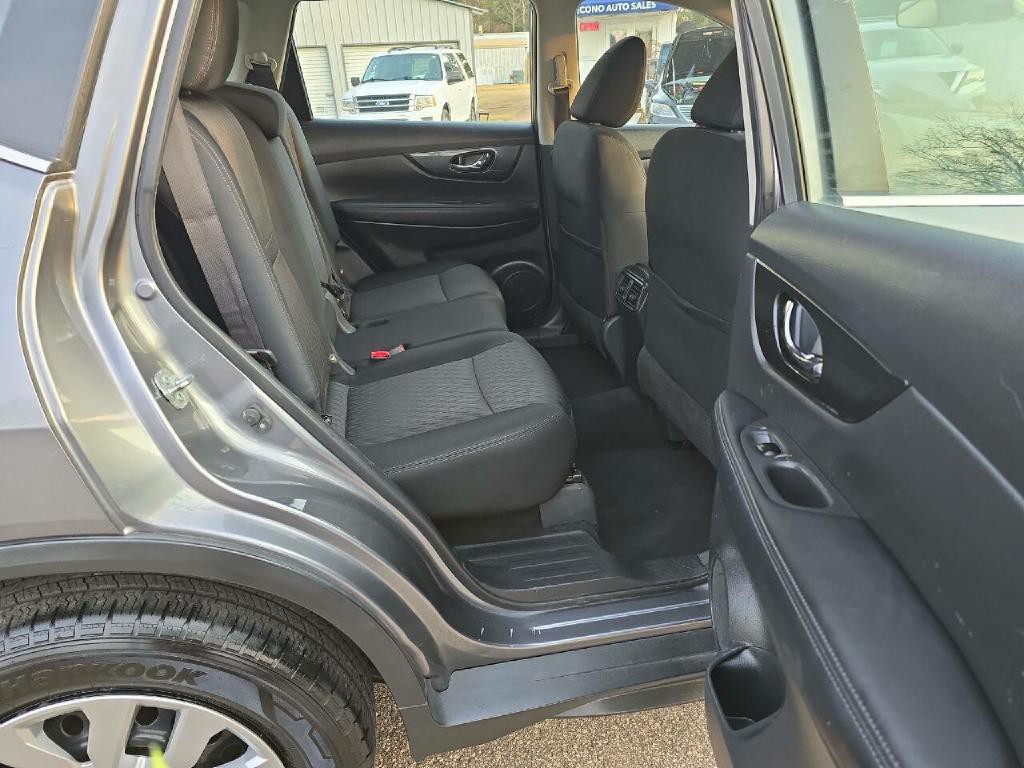 2018 Nissan Rogue Image 20