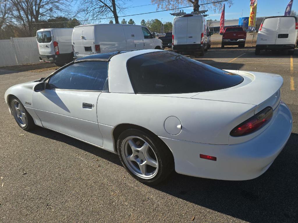 1995 Chevrolet Camaro Image 6