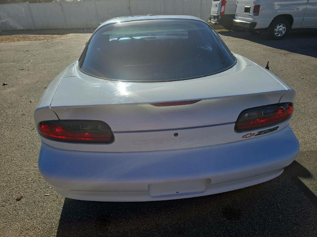 1995 Chevrolet Camaro Image 7