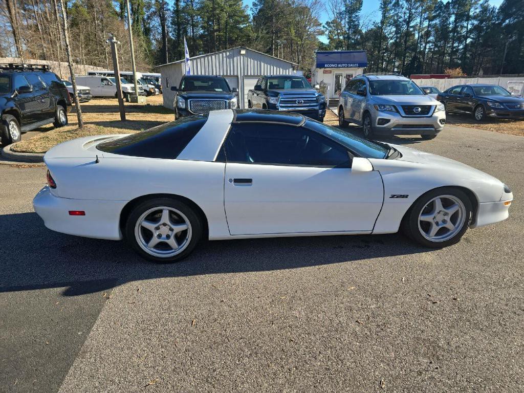 1995 Chevrolet Camaro Image 9