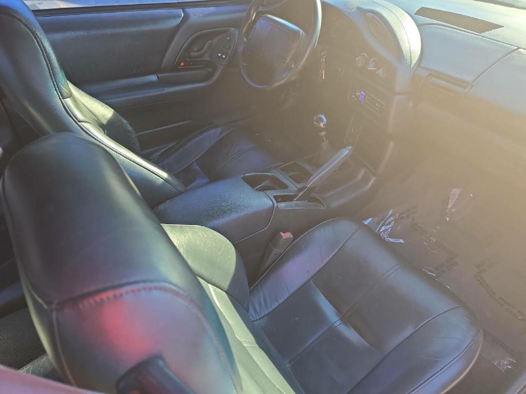 1995 Chevrolet Camaro Image 20