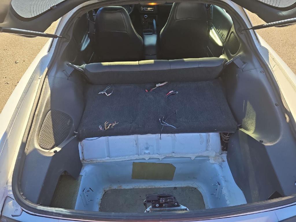 1995 Chevrolet Camaro Image 30