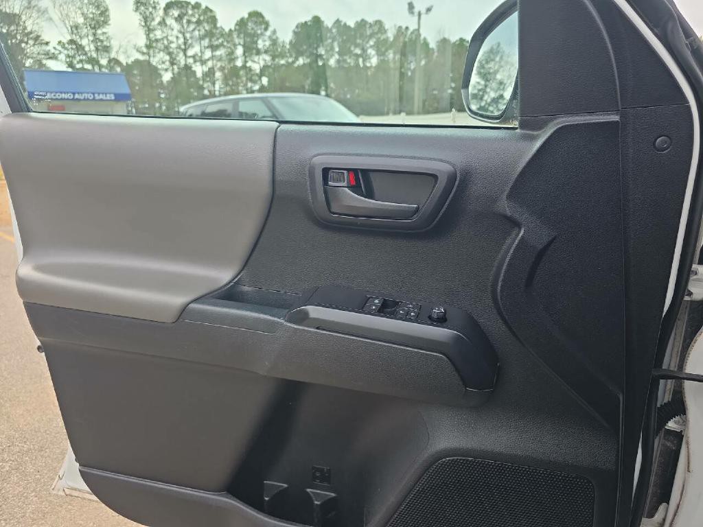 2021 Toyota Tacoma Image 28