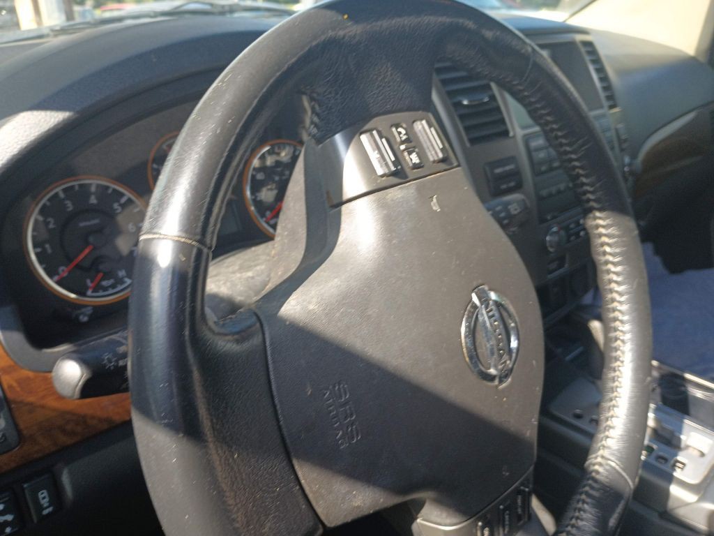 2012 Nissan Armada Image 5