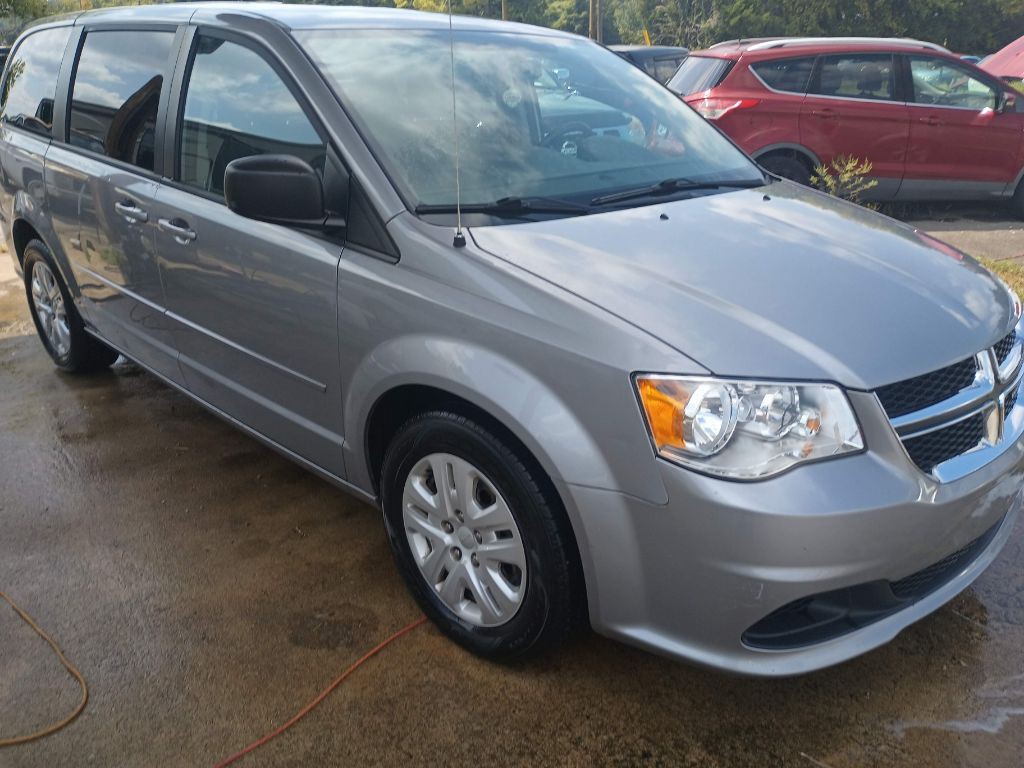 2017 Dodge Grand Caravan Image 3