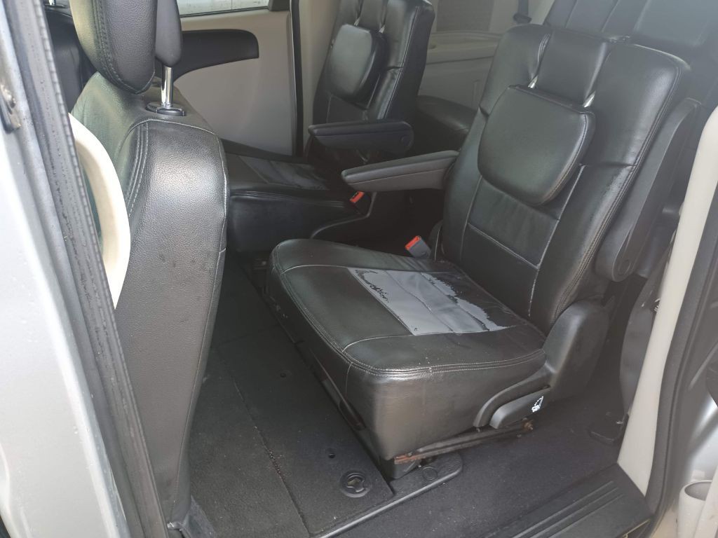 2017 Dodge Grand Caravan Image 12