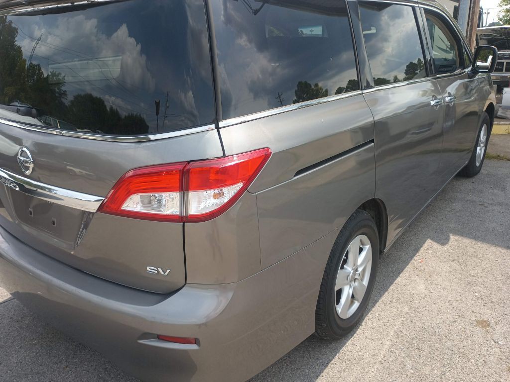 2015 Nissan Quest Image 4
