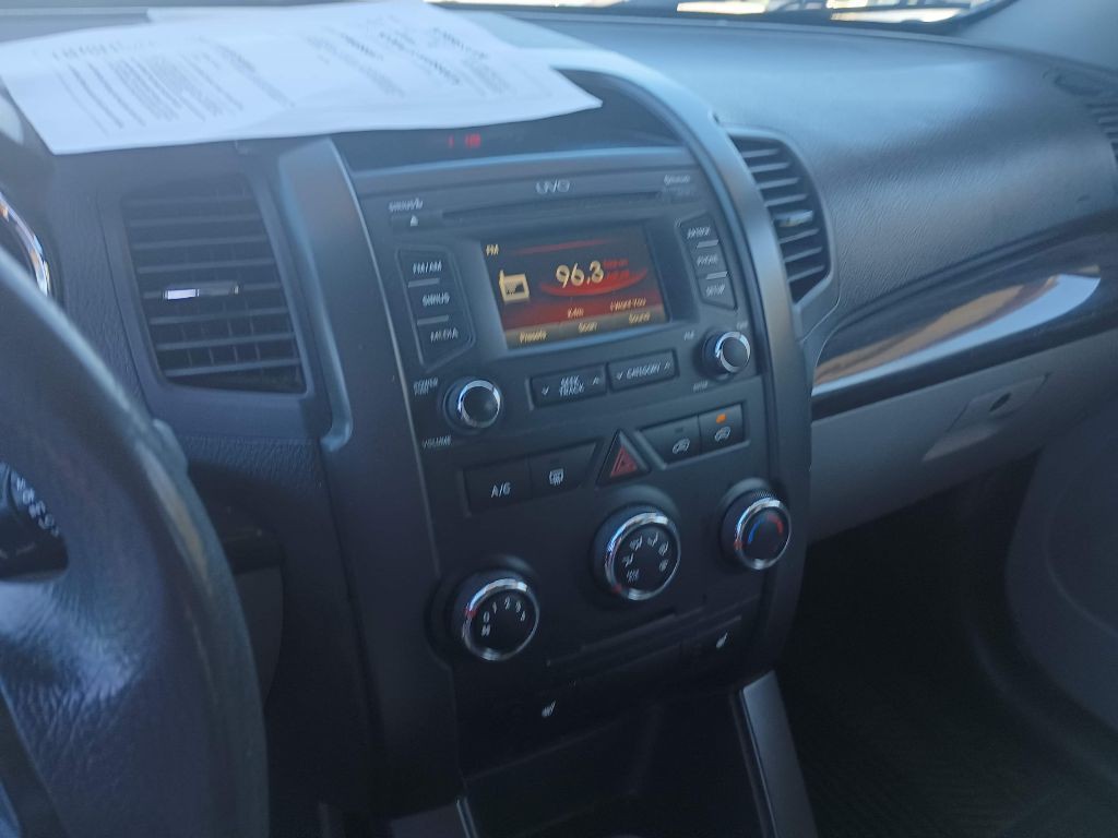 2013 Kia Sorento Image 4