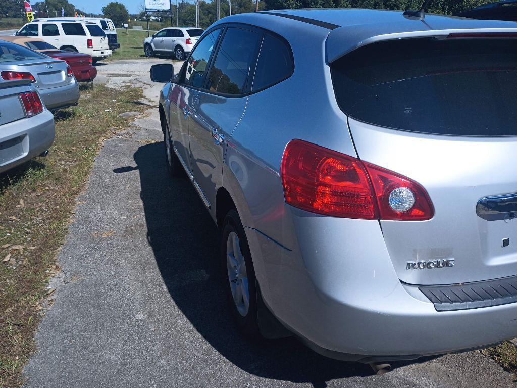 2012 Nissan Rogue Image 2