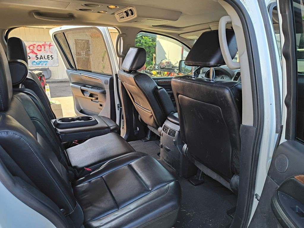 2012 Nissan Armada Image 6