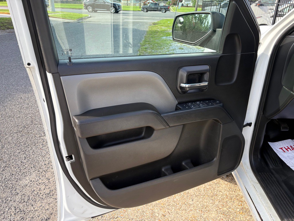 2018 Chevrolet Silverado 1500 Image 9