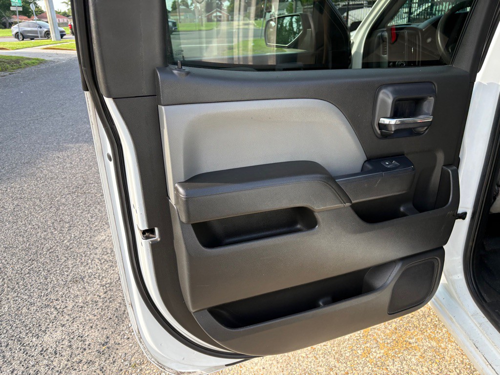 2018 Chevrolet Silverado 1500 Image 11