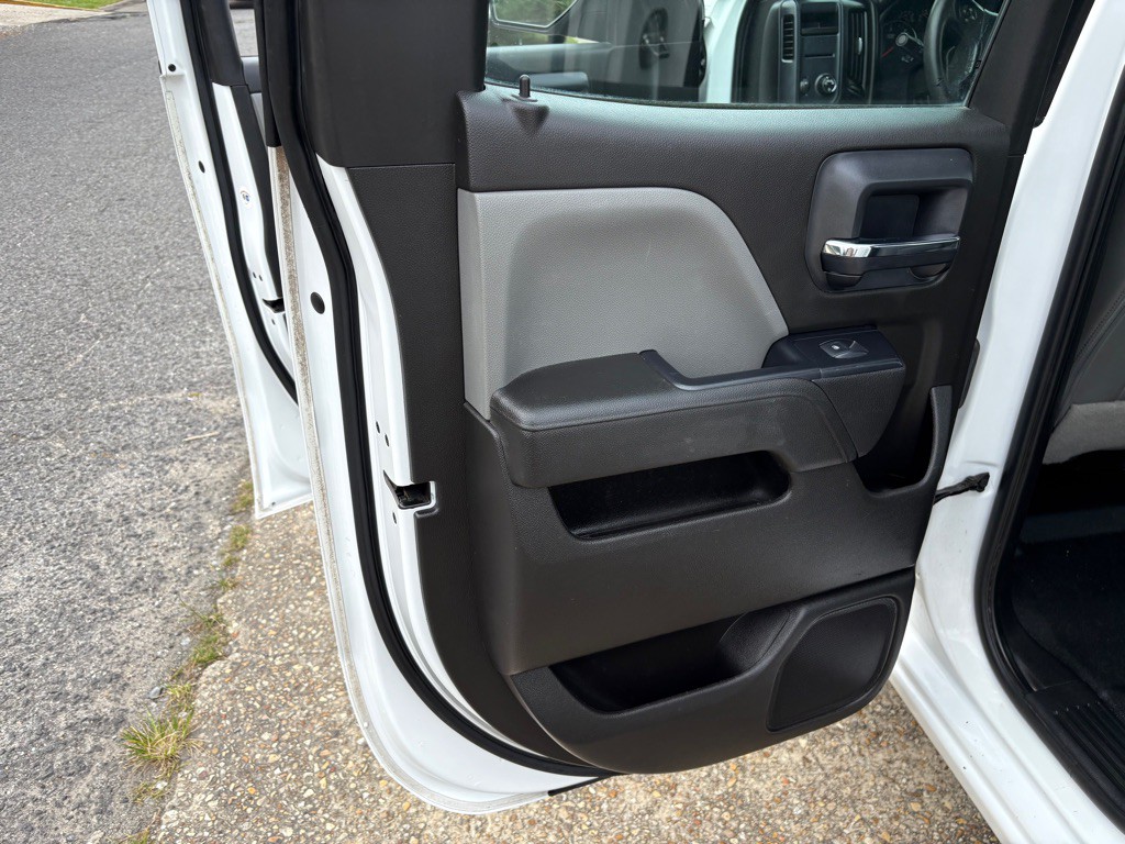 2018 Chevrolet Silverado 1500 Image 11