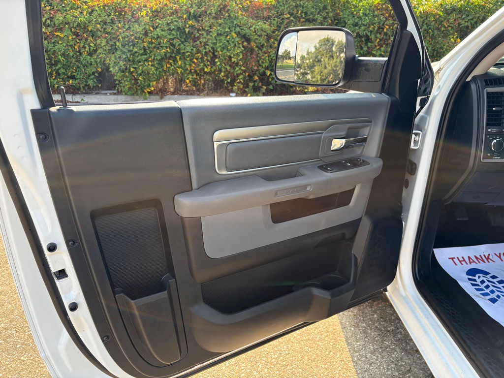 2020 RAM 1500 Image 9