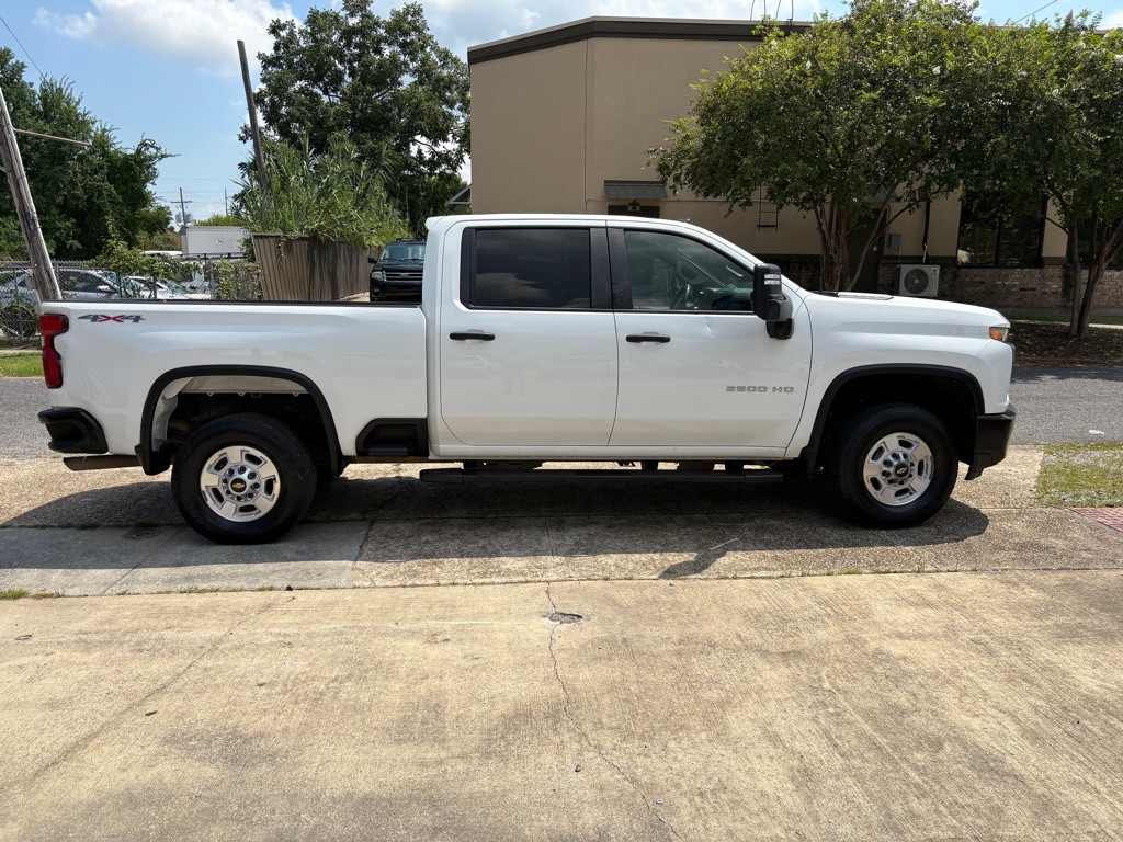 2020 Chevrolet Silverado 1500 Image 1