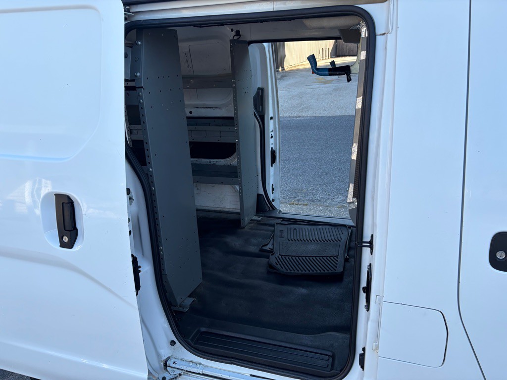 2020 Nissan NV200 Image 13