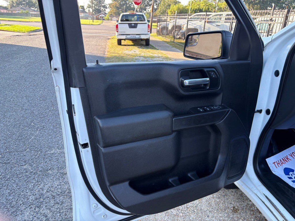 2019 Chevrolet Silverado 1500 Image 9