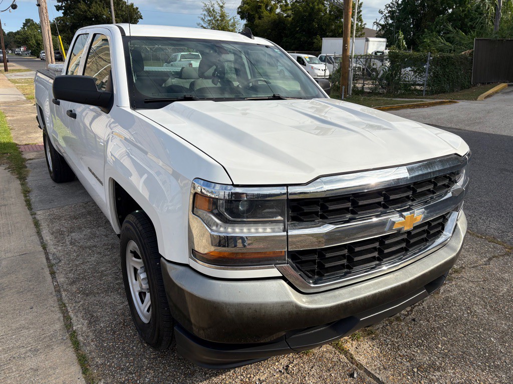 2016 Chevrolet Silverado 1500 Image 2