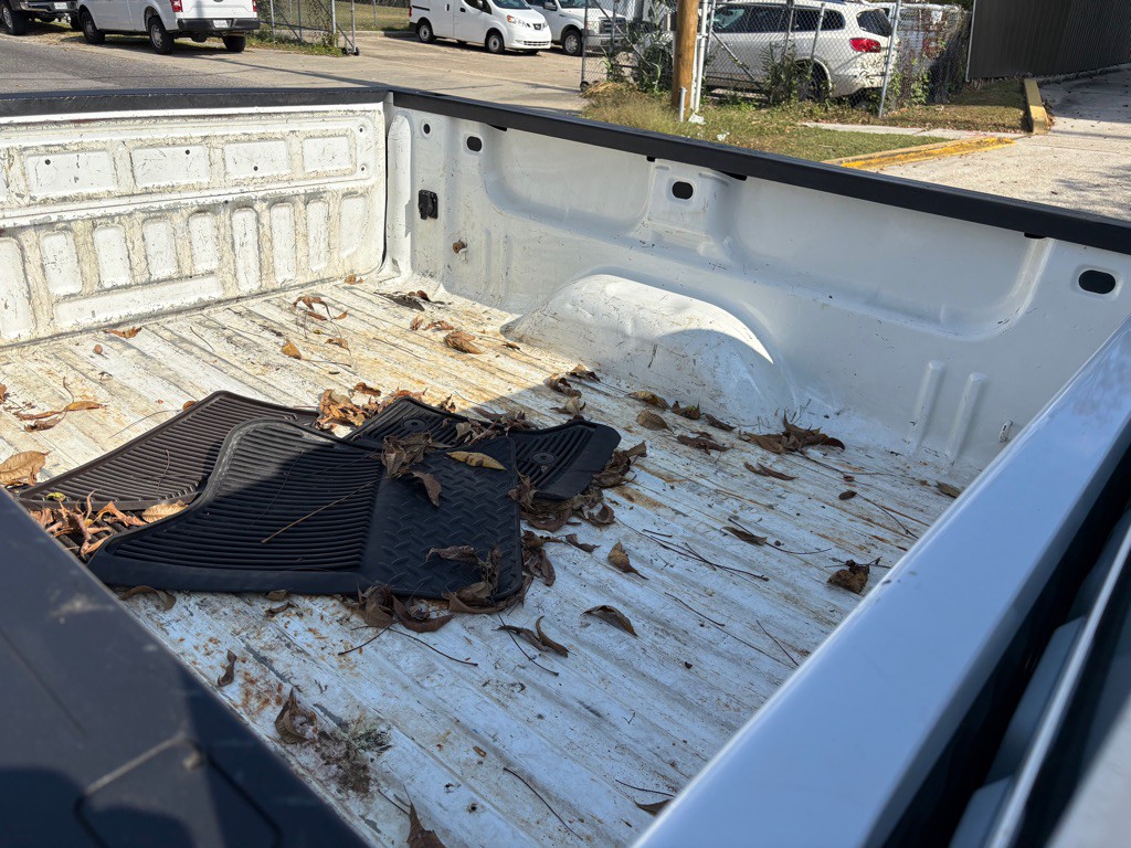 2019 Chevrolet Silverado 1500 Image 17