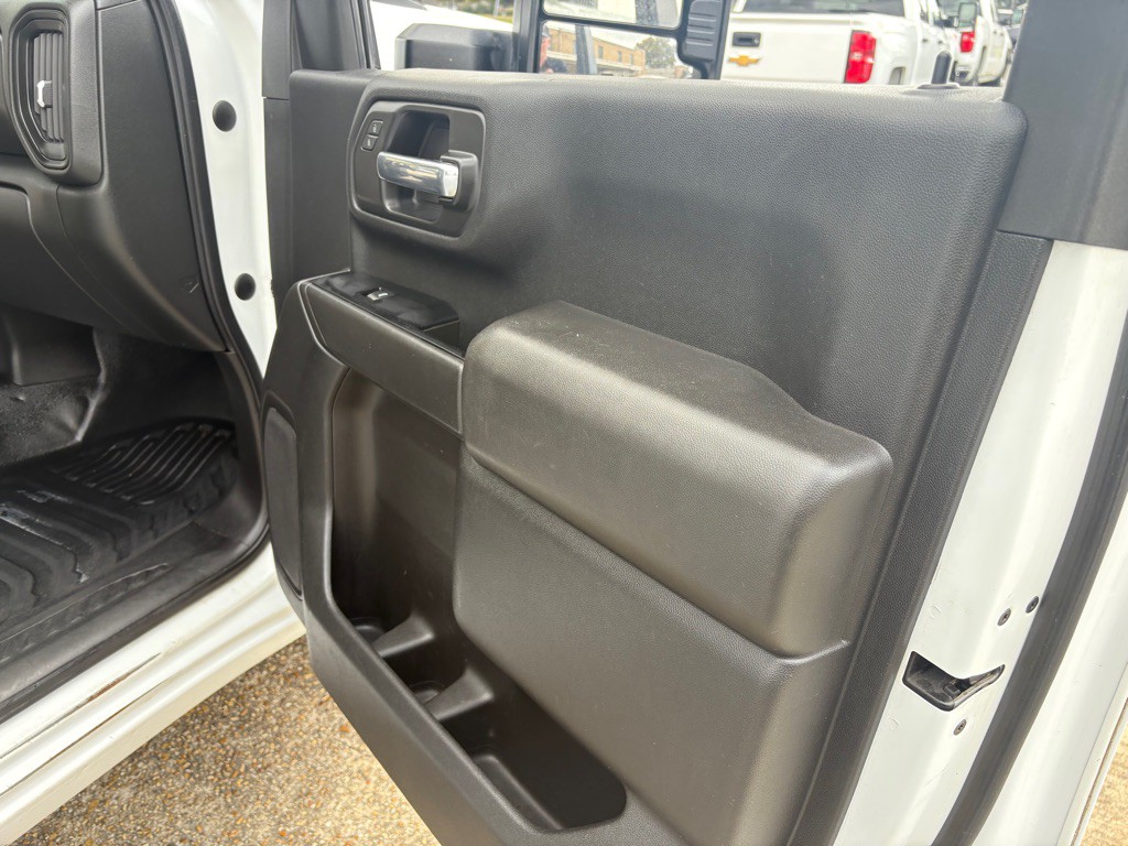 2020 Chevrolet Silverado 1500 Image 16