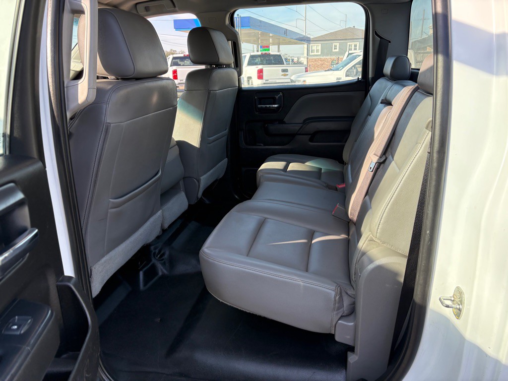 2018 Chevrolet Silverado 1500 Image 12