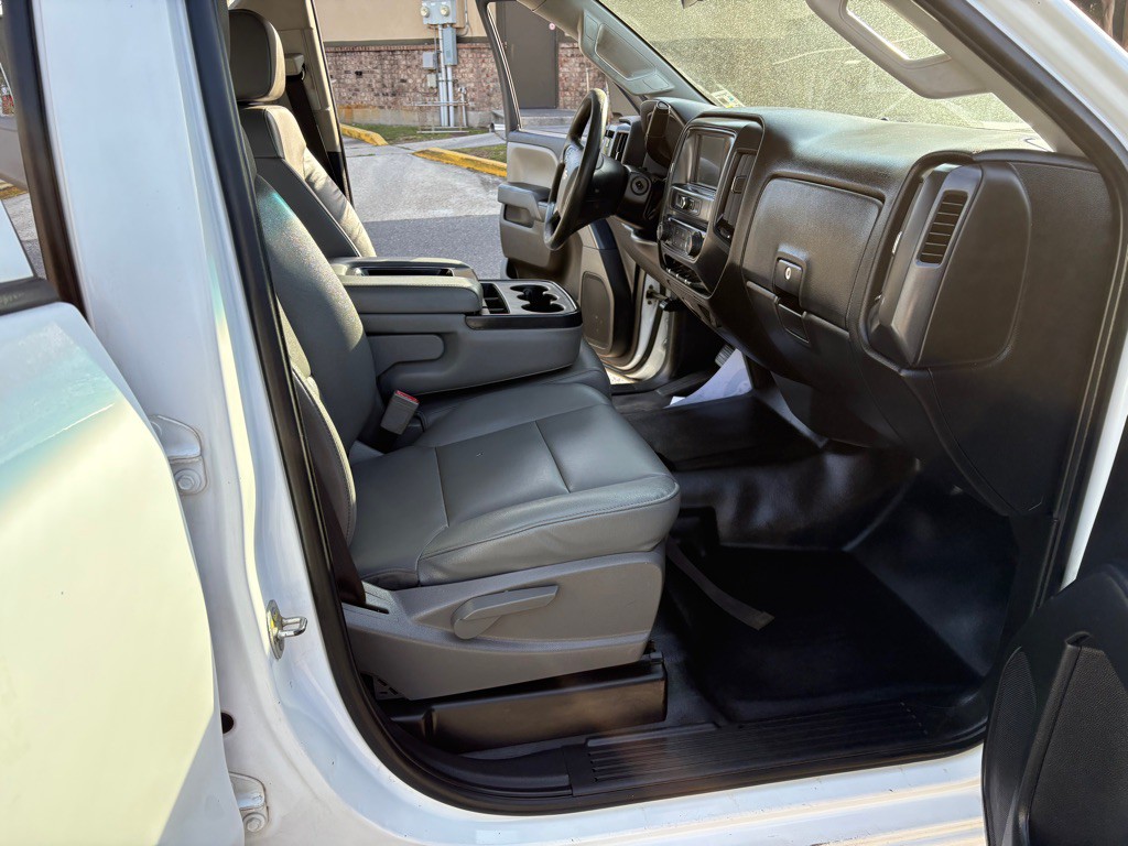 2018 Chevrolet Silverado 1500 Image 16