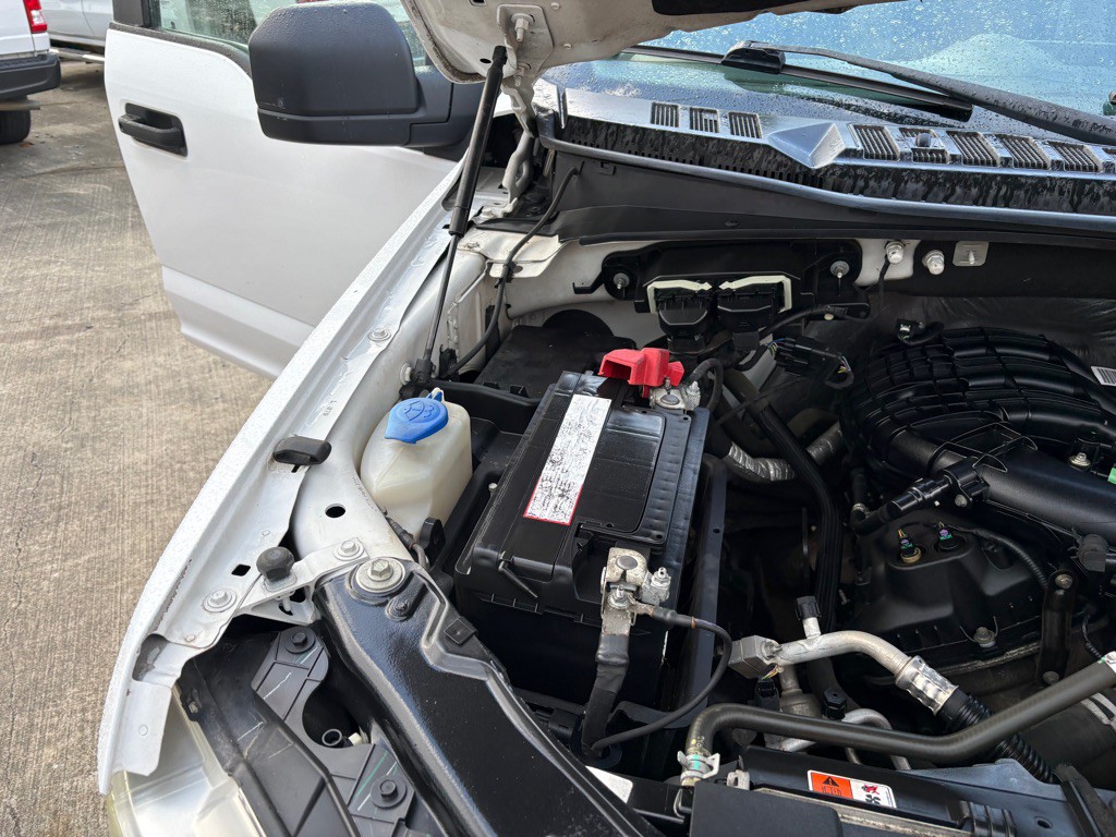 2015 Ford F-150 Image 18