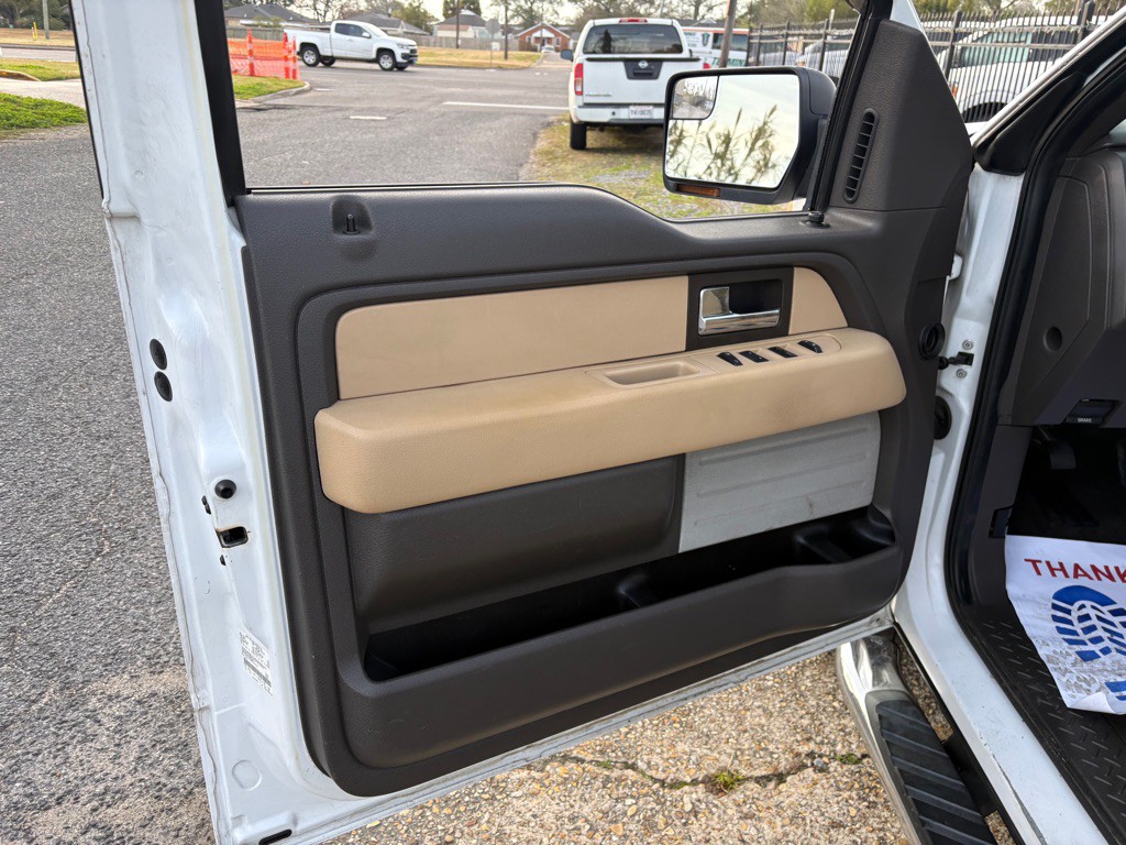 2014 Ford F-150 Image 9