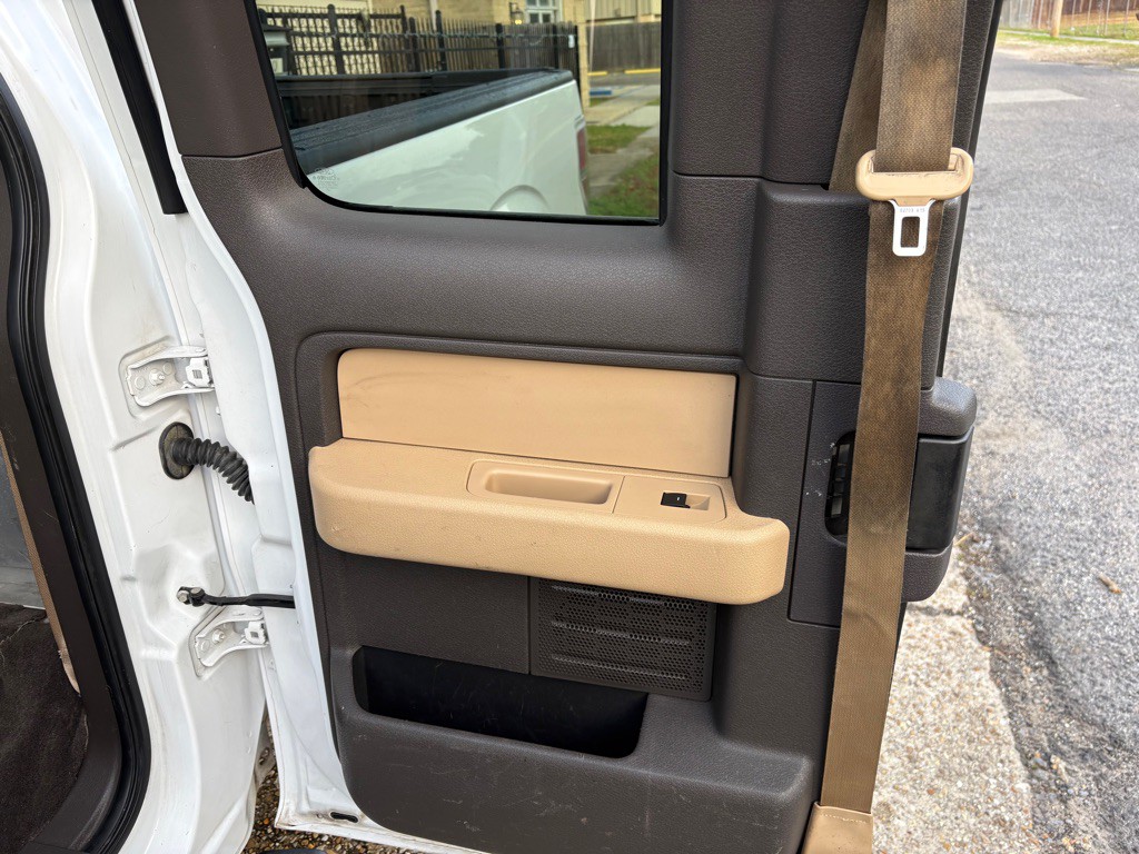 2014 Ford F-150 Image 11