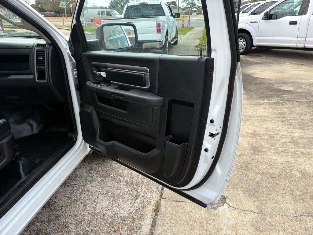 2021 RAM 1500 Image 11