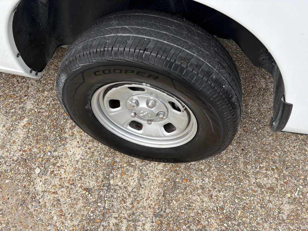 2021 RAM 1500 Image 16