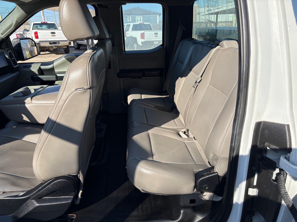 2017 Ford F-150 Image 12