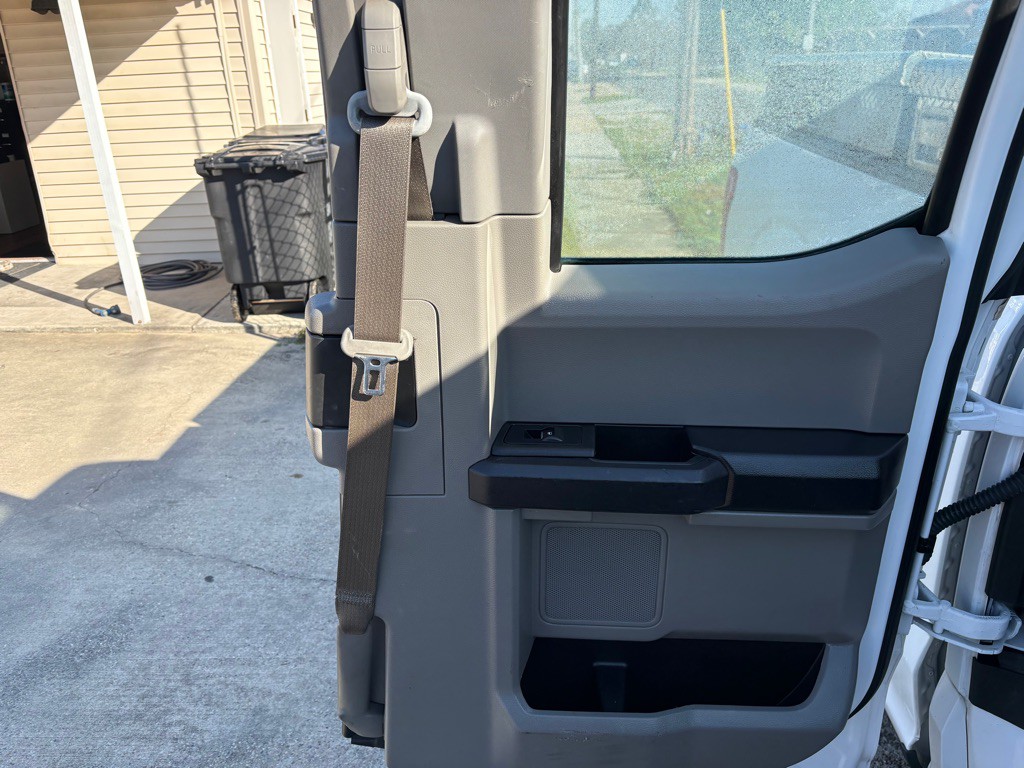 2017 Ford F-150 Image 13