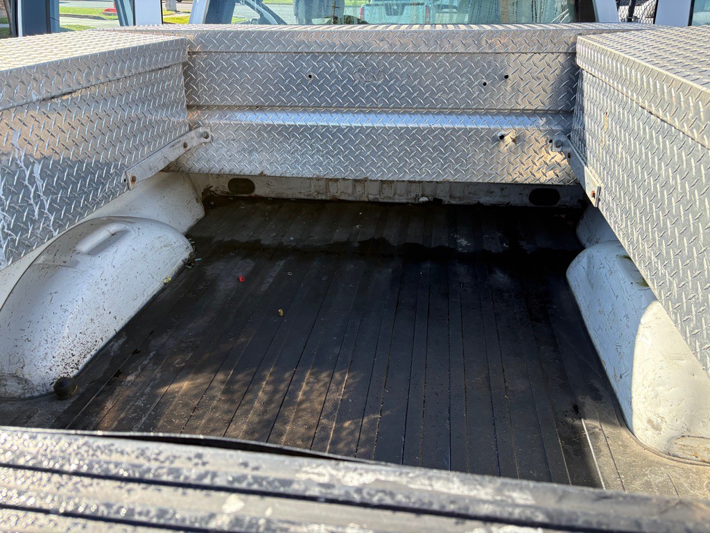 2017 Ford F-150 Image 17