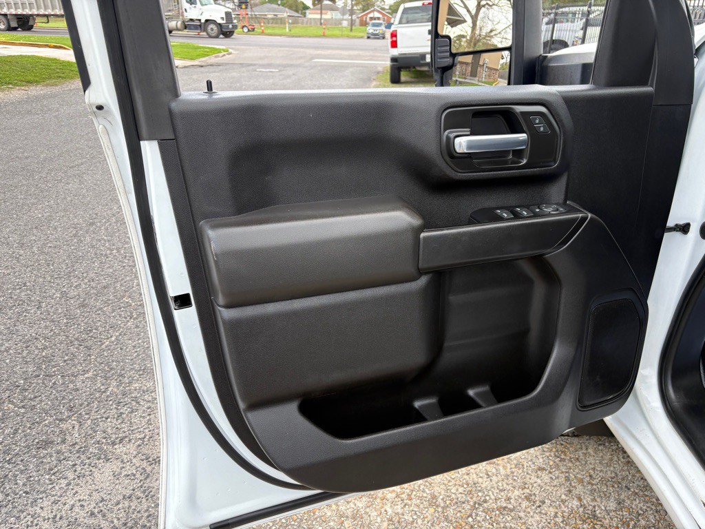 2022 Chevrolet Silverado 1500 Image 9