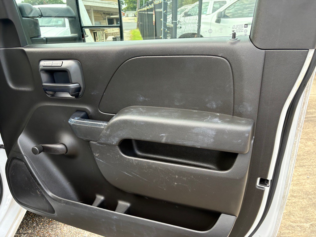 2016 GMC Sierra Image 11