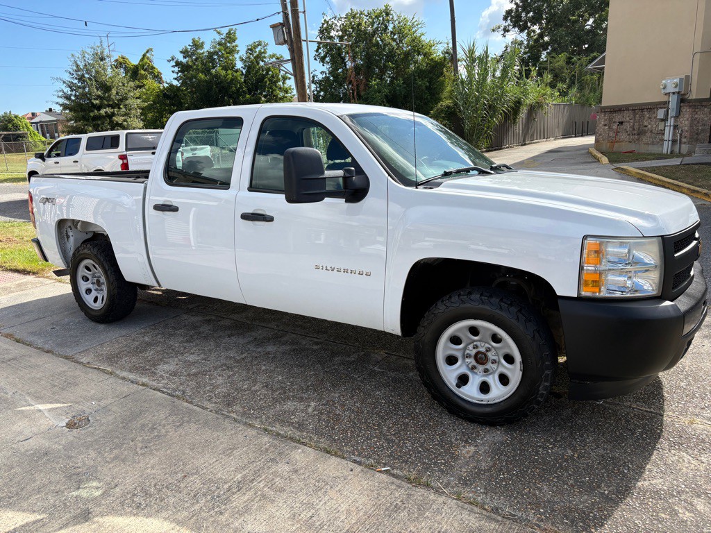 2013 Chevrolet Silverado 1500 Image 2