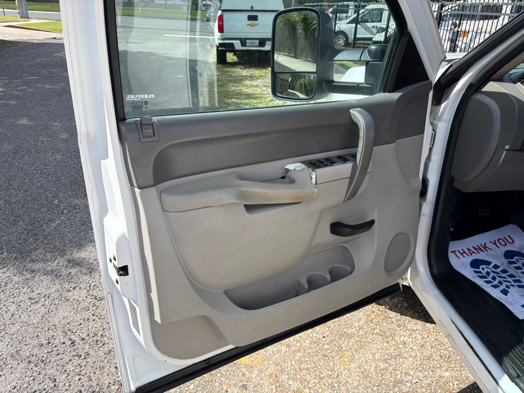 2013 Chevrolet Silverado 1500 Image 9