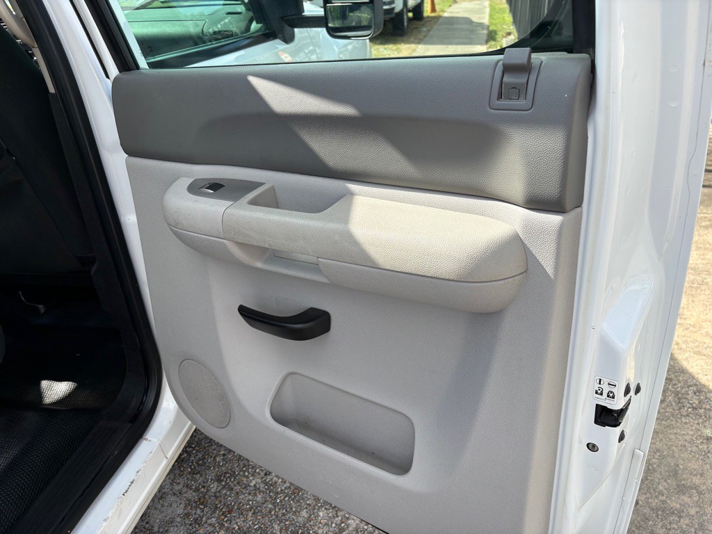 2013 Chevrolet Silverado 1500 Image 13