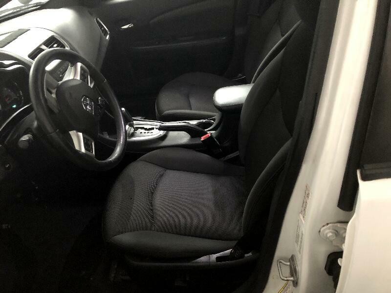 2012 Dodge Avenger Image 16
