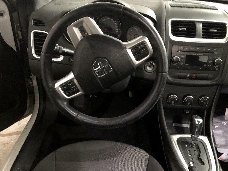 2012 Dodge Avenger Image 17
