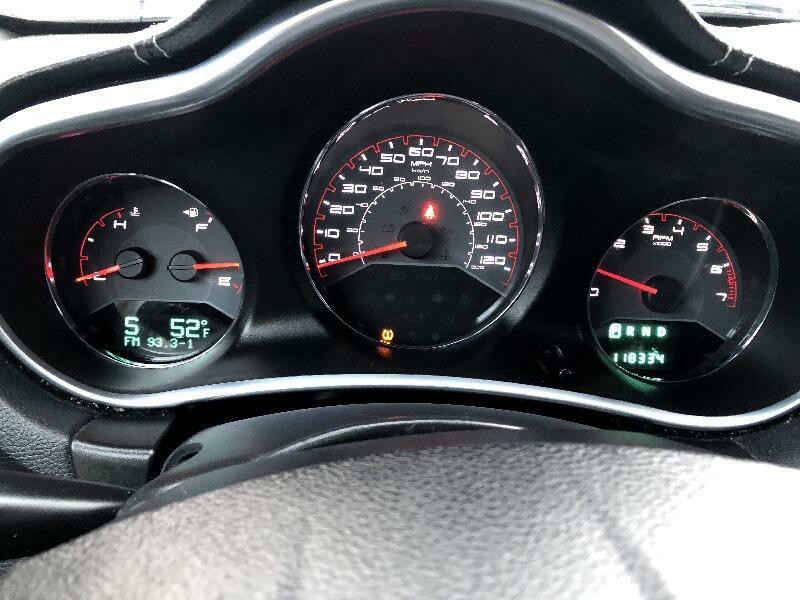 2012 Dodge Avenger Image 22
