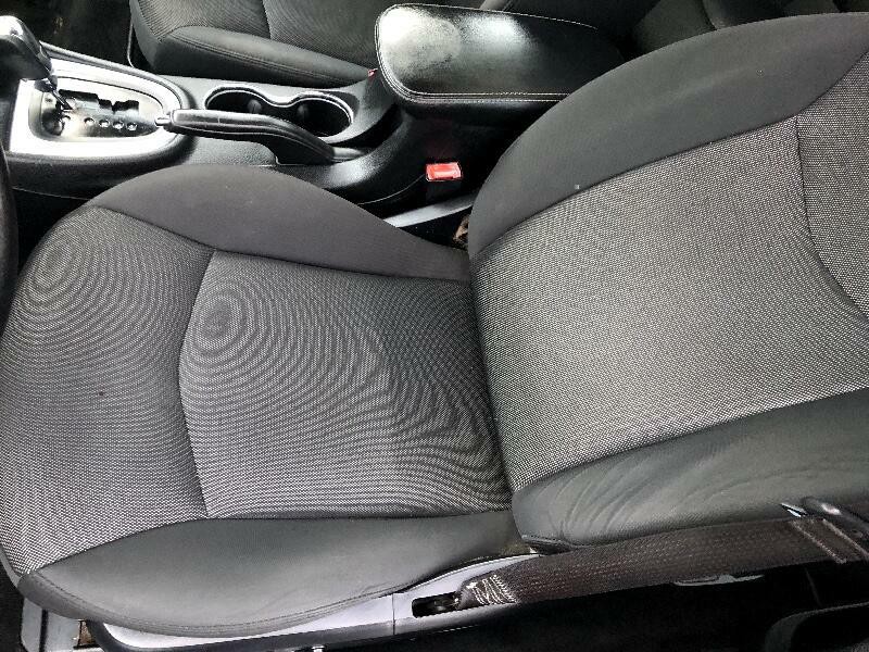2012 Dodge Avenger Image 25