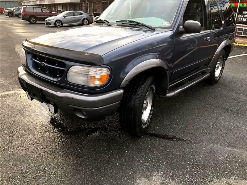 2000 Ford Explorer Image 6