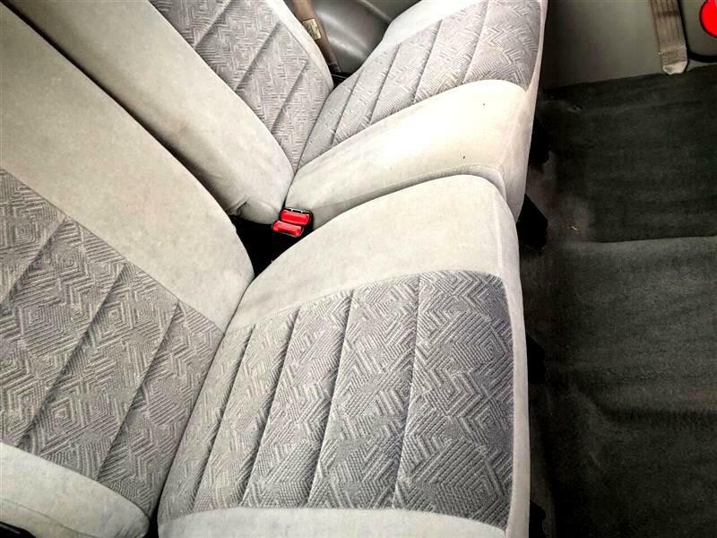 2000 Ford Explorer Image 21
