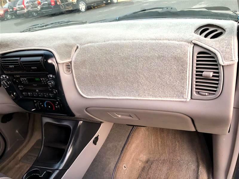 2000 Ford Explorer Image 24